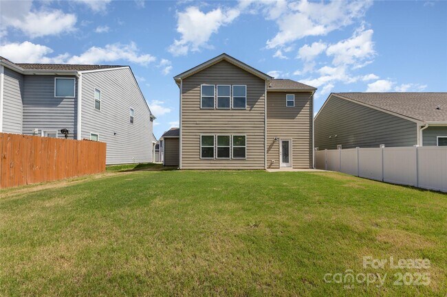 Building Photo - 4938 Staffordshire Ln