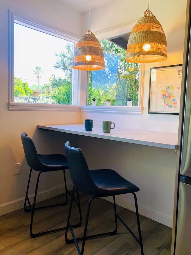 Building Photo - A true Tucson style home near the University of Arizona main campus! Must See!