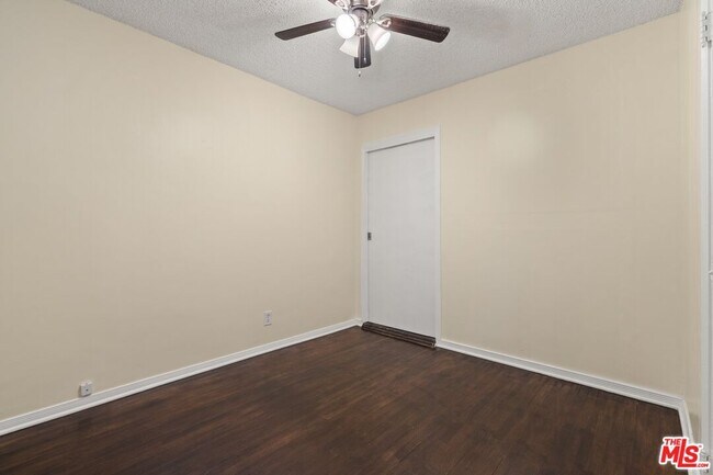 Building Photo - 1155 Miller Ave