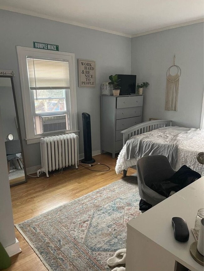 Building Photo - 60 William St