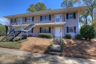 Building Photo - Condominium in Fairhope