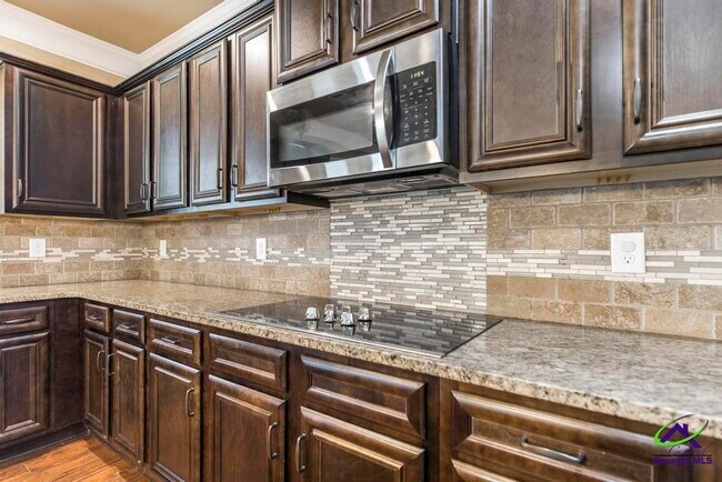 Building Photo - 105 Regency Ct