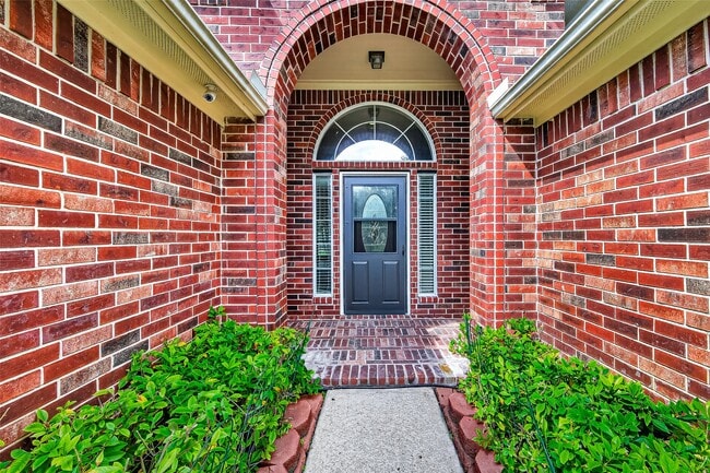 Building Photo - 4014 Shoreview Ln