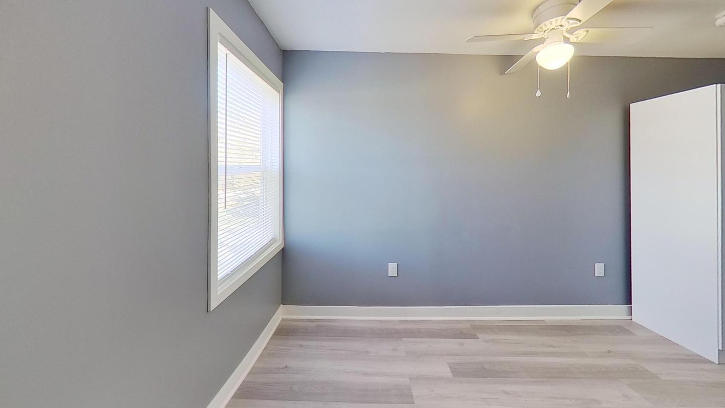 Building Photo - Spacious Modern Home | Stylish Comfort Nea...