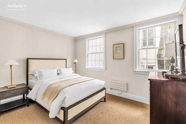 Building Photo - 183-185 W 4th St