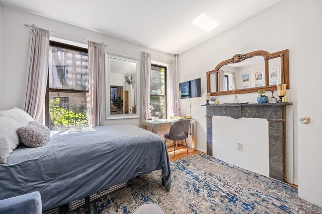 Building Photo - 91 Bedford St