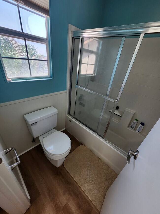 Building Photo - Beautiful two-story in Hunter's Ridge