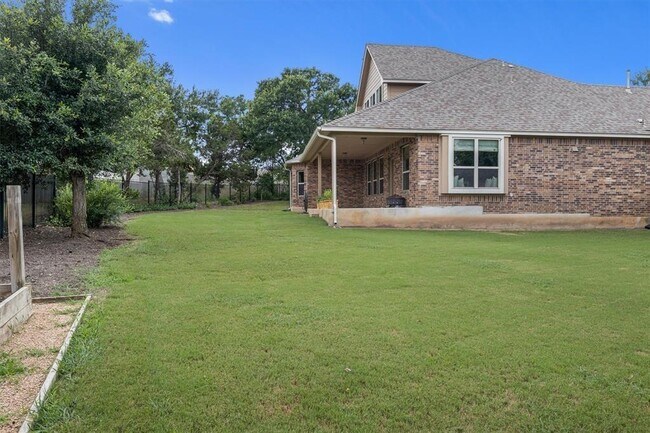 Building Photo - 5025 Pyrenees Pass