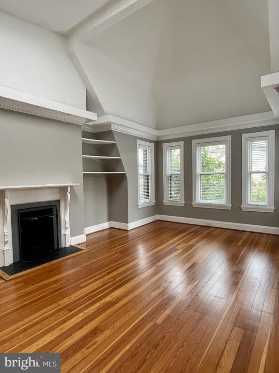 Building Photo - 1605 22nd St NW