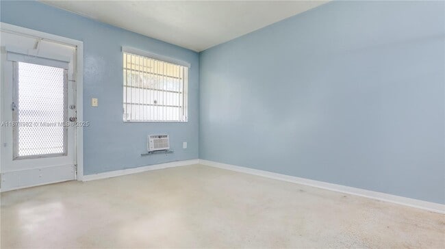 Building Photo - 28 NW 170th St
