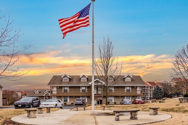 Building Photo - Beautiful Unfurnished 1 Bedroom 1 bath Apartment for Rent in Branson, MO