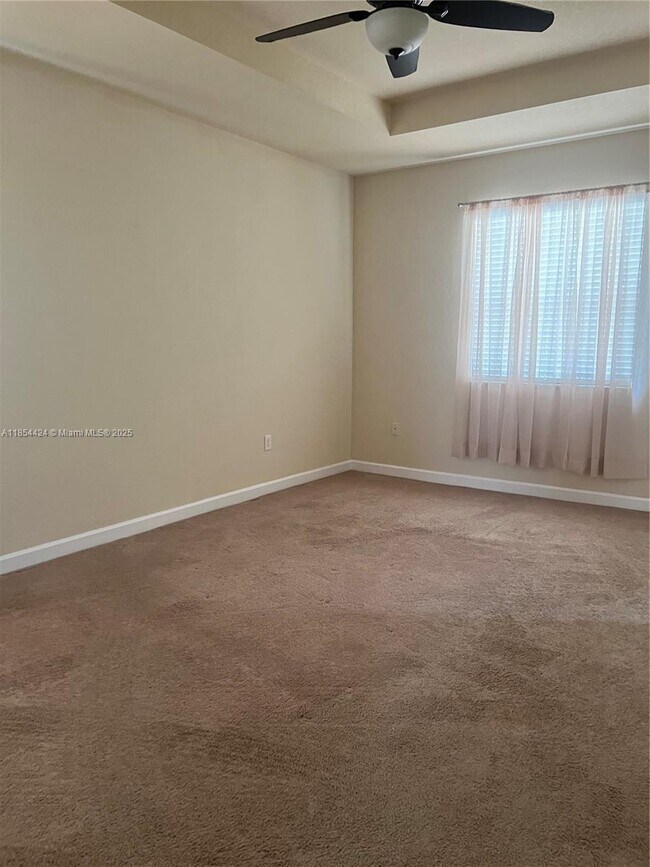Building Photo - 16330 SW 71st Terrace