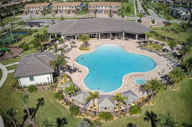 Building Photo - 8239 Tailshot Ct