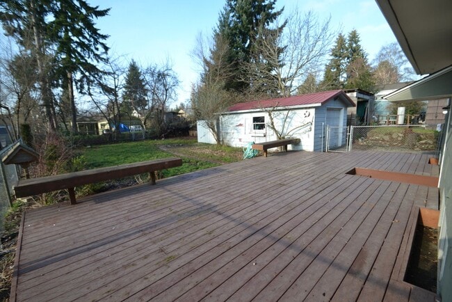 Building Photo - 3bd/2ba Seattle Home