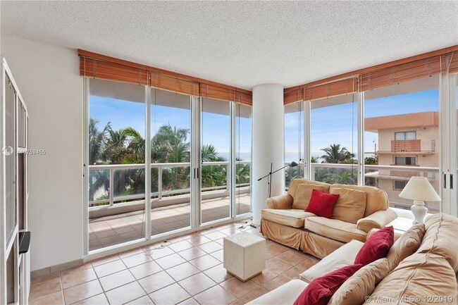 Building Photo - 4201 Collins Ave