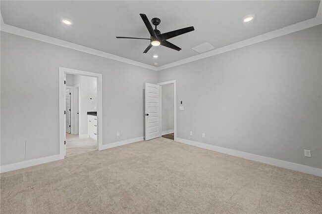 Building Photo - 2 Creetown Ln