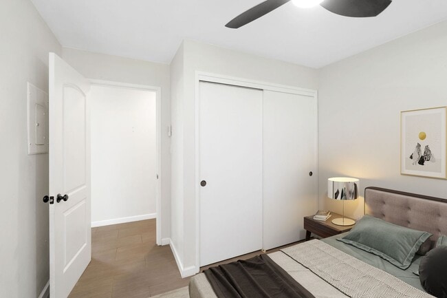 Building Photo - Experience Island Living at Its Finest in ...