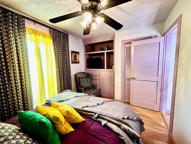 Building Photo - 3111 Windy Royal Dr