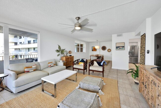 Building Photo - 177 Ocean Ln Dr