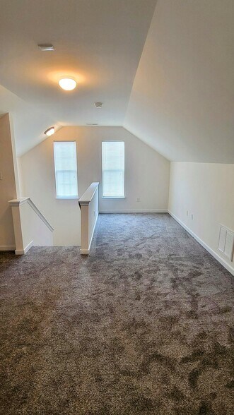 Building Photo - 6512 Kings Grove Ct