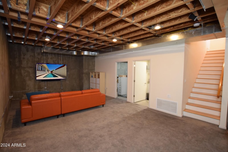 Building Photo - 1301 E Sheridan St