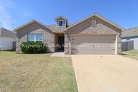 Building Photo - Beautiful Newer 3 Bedroom, 2 Bath Home Move-In Ready