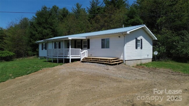 Building Photo - 355 Round Knob Church Rd