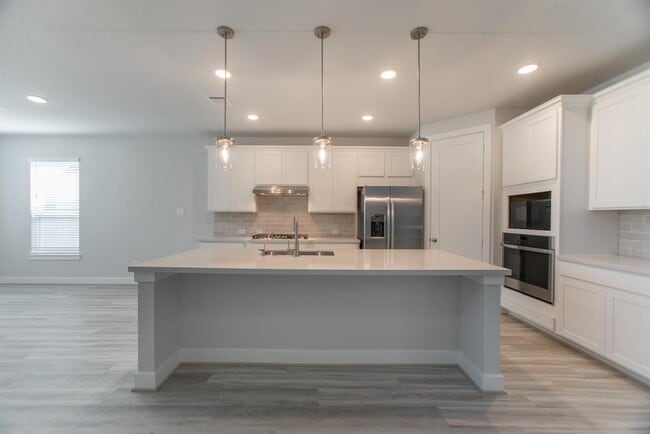 Building Photo - 155 Renodes Garden Ln