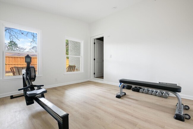 Building Photo - 1643 Boone Hall Dr