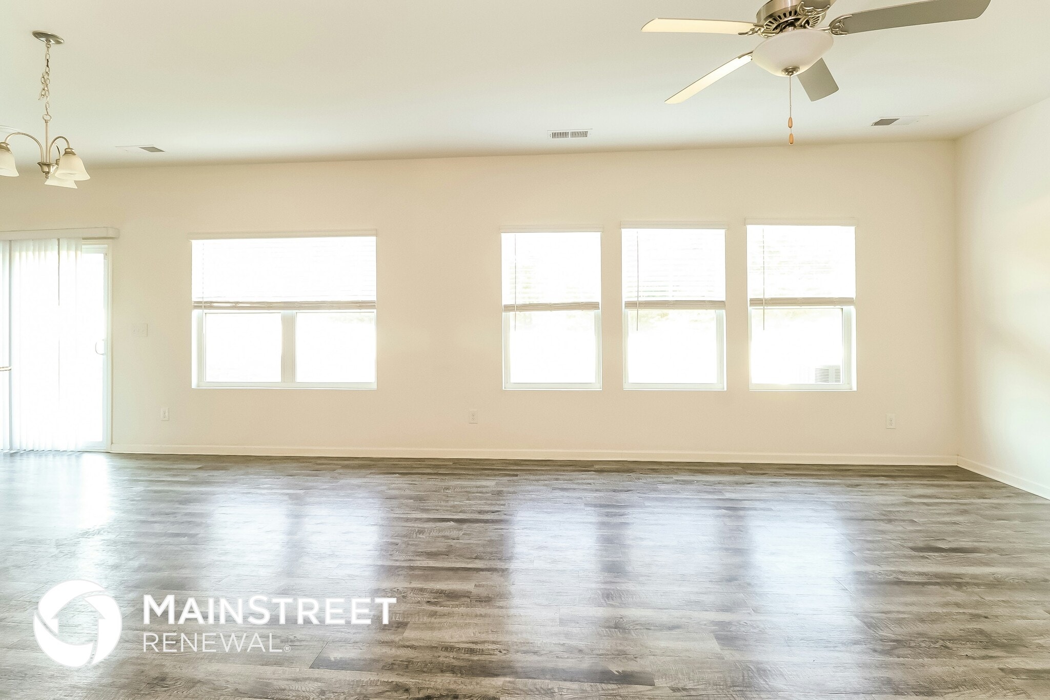 Building Photo - 13021 Joclaire Ct
