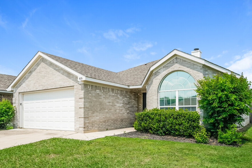 Building Photo - 4616 Wheatland Dr