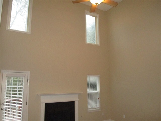 Building Photo - 117 Bainbridge Ct