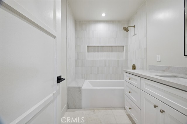 Building Photo - 8802 S Wilton Pl