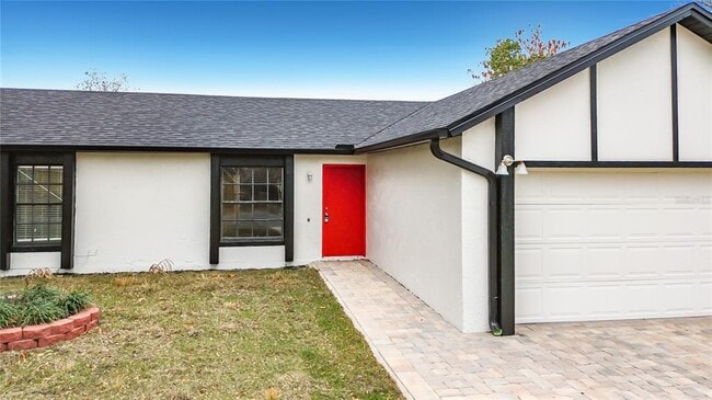 Building Photo - 115 Lindenwood Ln