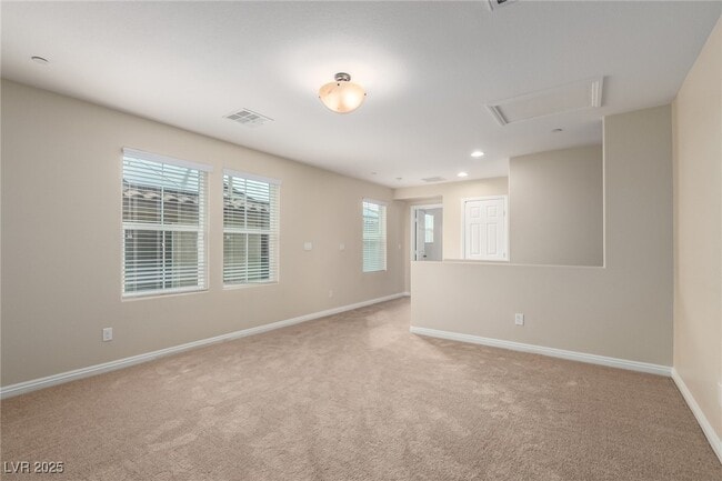 Building Photo - 945 Spiracle Ave