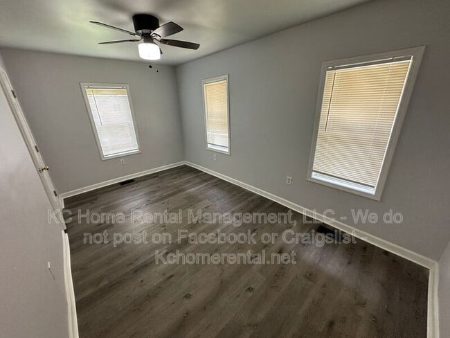 Building Photo - 4116 Springfield St