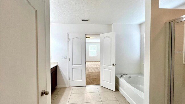 Building Photo - 3721 Maidencain St