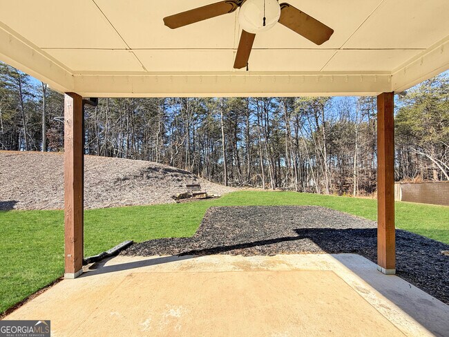 Building Photo - 6369 Woodland Station Dr