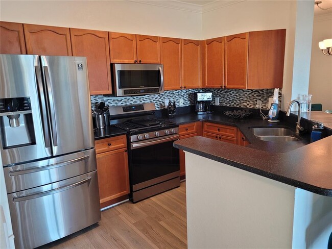 Building Photo - 2709 Via Cipriani