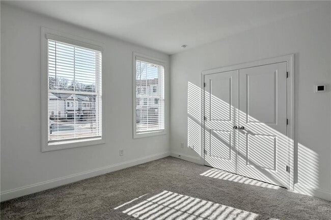 Building Photo - 1115 Larkin Dr