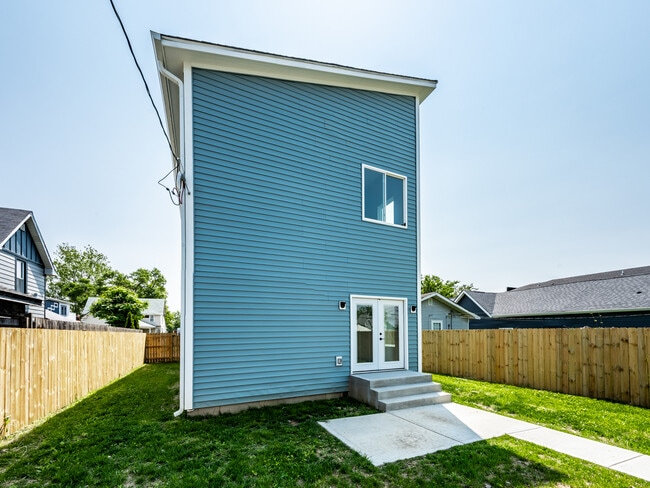 Building Photo - 1026 St Peter St
