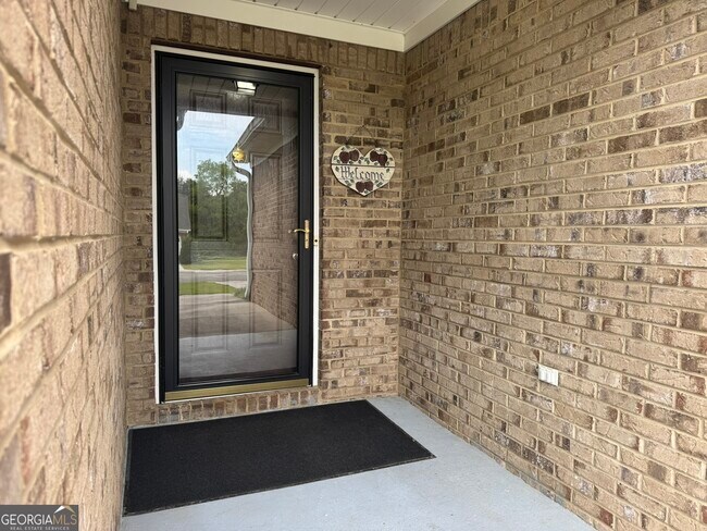 Building Photo - 201 Brookstone Dr SW