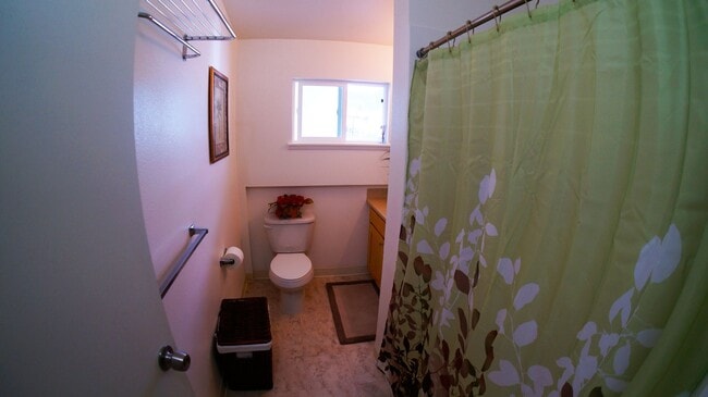 Building Photo - Hawaii Kai Charmer