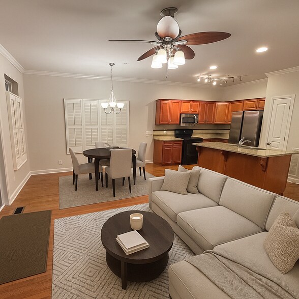 Building Photo - 161 Avalon Dr