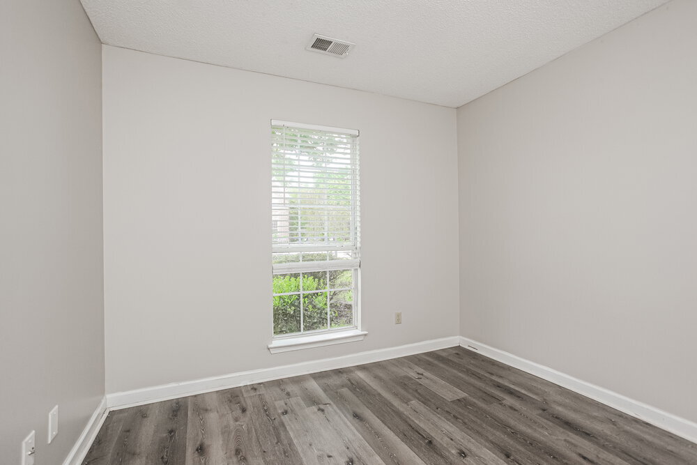 Building Photo - 7234 Fox Creek Dr