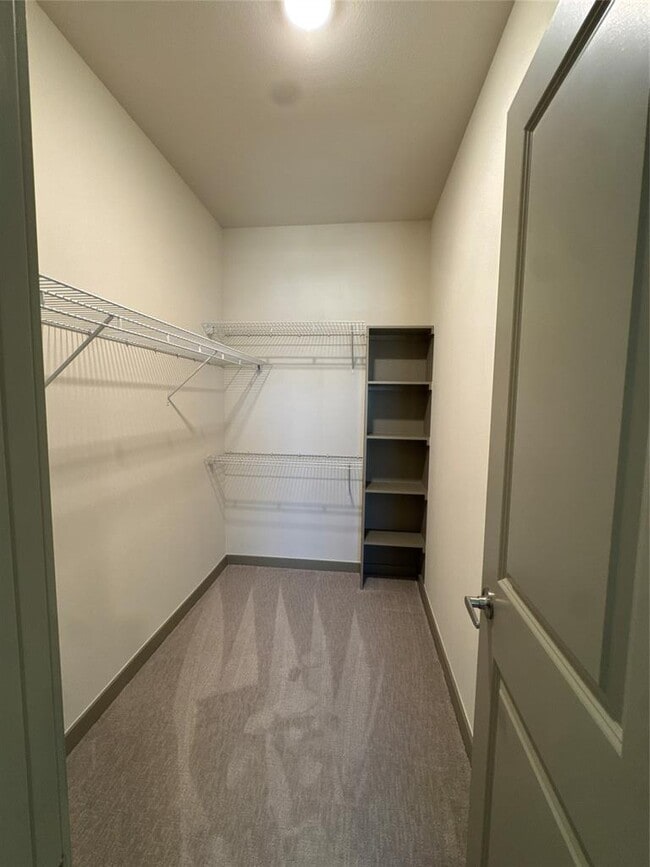 Building Photo - 691 Union Chapel Rd