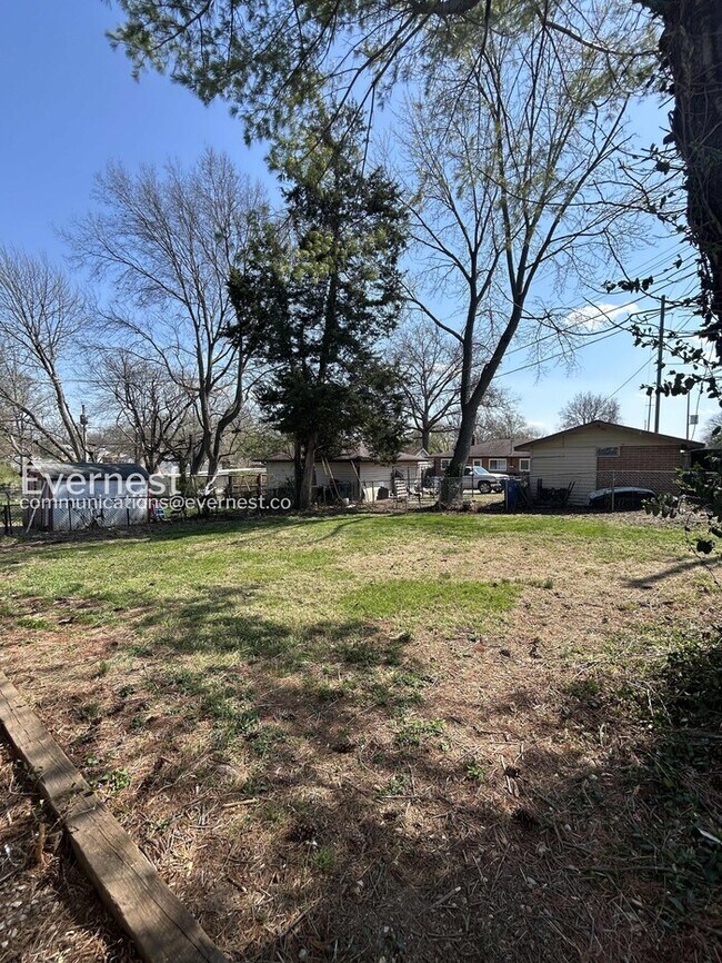 Building Photo - 9224 Kathlyn Dr