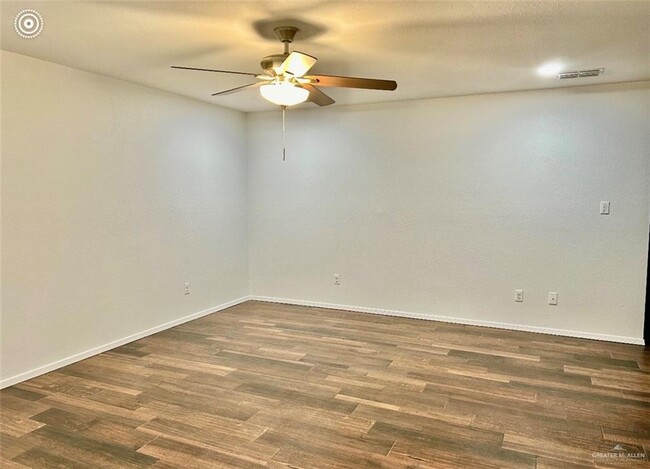 Building Photo - 1604 W Gastel Cir