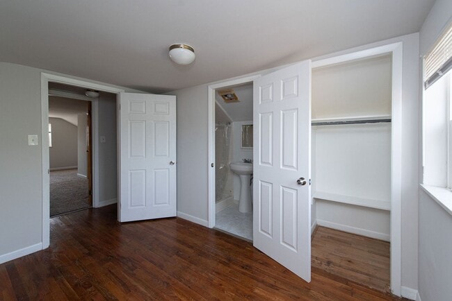 Building Photo - WESTWOOD-4 BEDROOM 2 BATH WITH OPEN FLOOR ...