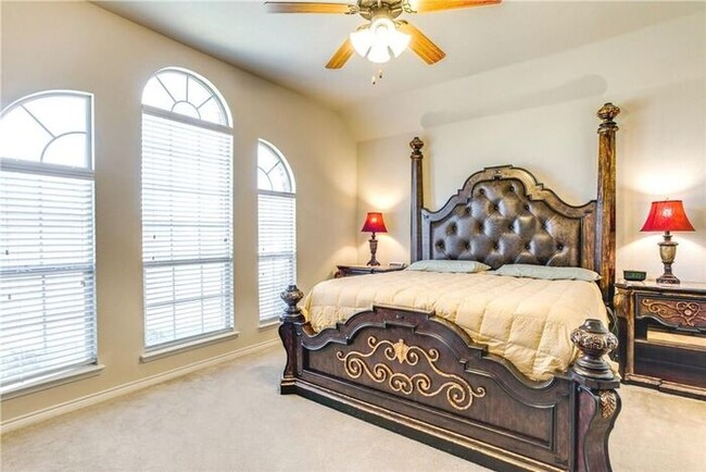 Building Photo - Frisco home ready for move in